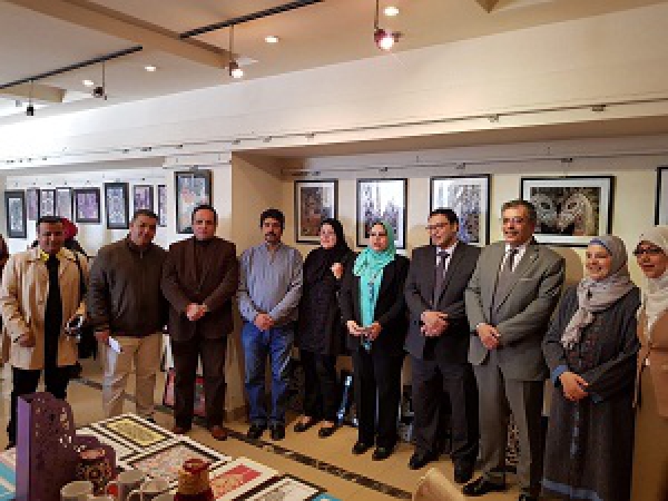 EL-Magraby inaugurates the exhibition of the design shapes created under the supervision of the students of the faculty of specific education