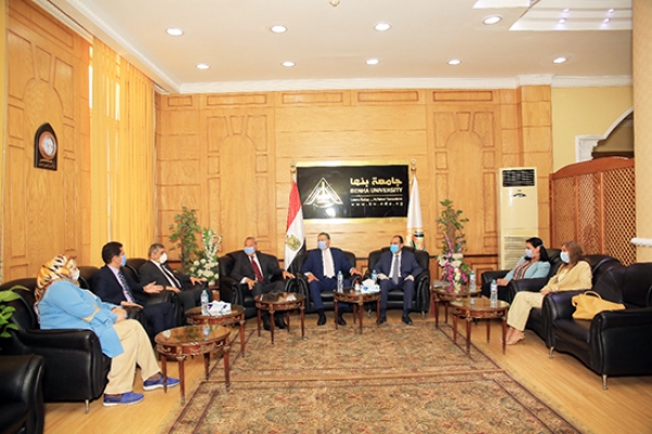 BU President receives the Secretary General of SCU